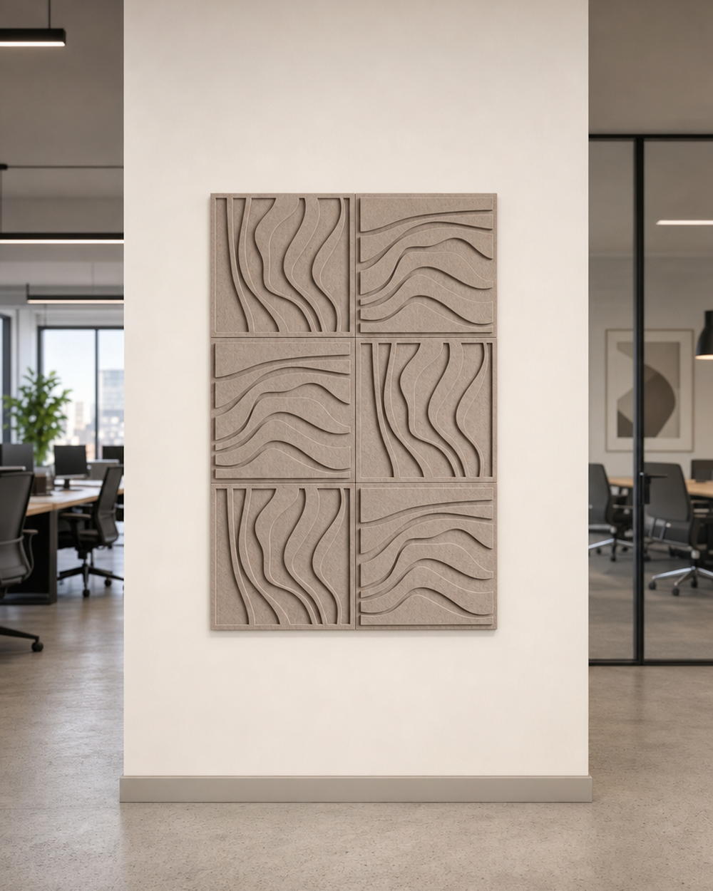 Donker camel akoestische wandkunst aan een kantoormuur